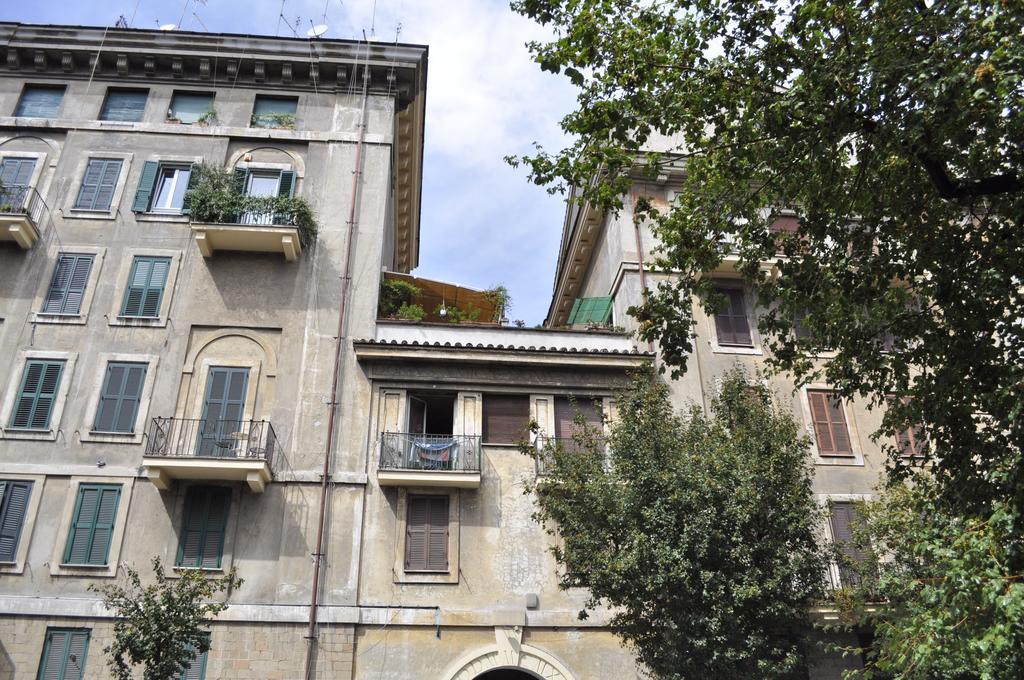 Hotel Domus Amica Roma Esterno foto