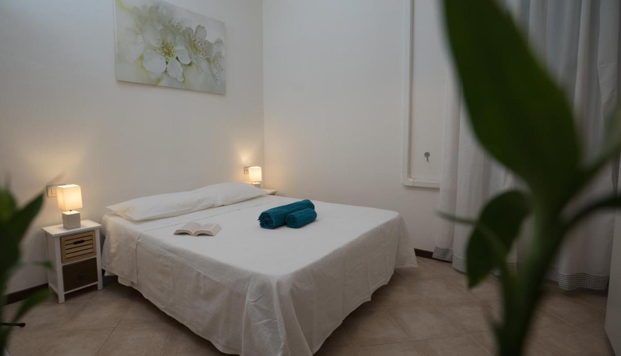 Hotel Domus Amica Roma Esterno foto